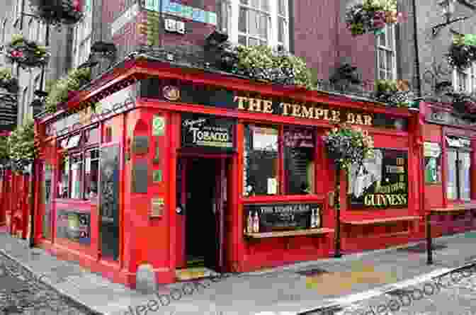 Temple Bar Dublin Top 20 Things To See And Do In Dublin Top 20 Dublin Travel Guide (Europe Travel 44)